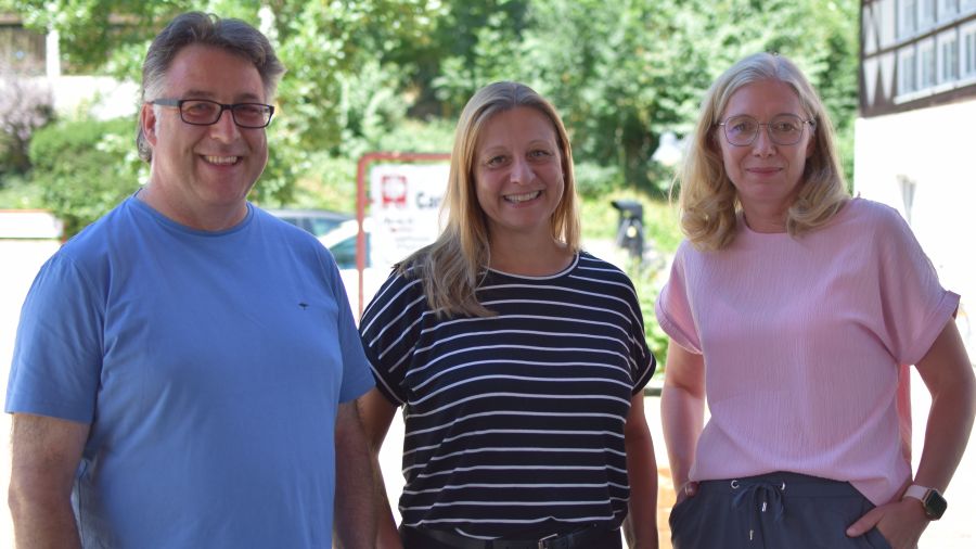 Starten das neue Freiwilligenzentrum BONUS Eichsfeld im Caritas-Centrum Duderstadt (von links): Thomas Heek, Ute Gromotka-Finck und Michaela Krebs. | Foto: Johannes Broermann / cps