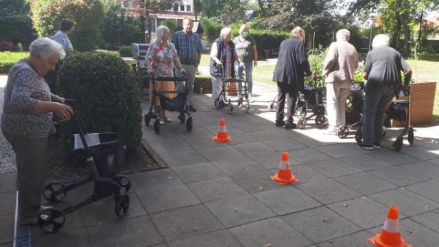 ... dann die Praxis.